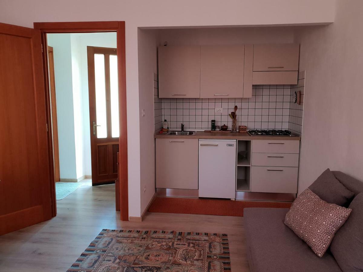 ゴリツィアCasa Rafutアパートメント エクステリア 写真