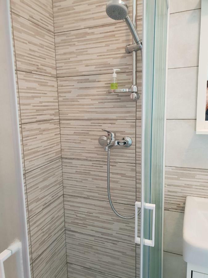 ゴリツィアCasa Rafutアパートメント エクステリア 写真